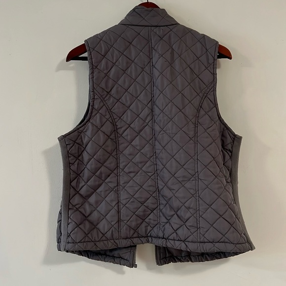 Laura Scott Grey Vest - Picture 4 of 4